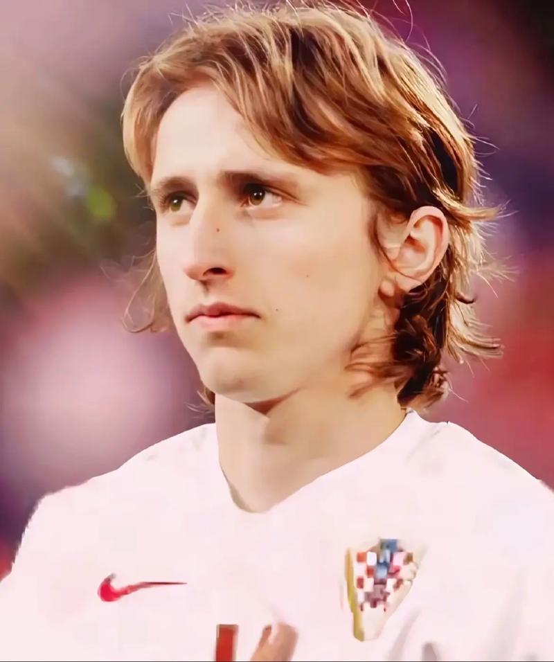 NBA常规赛MVP争夺战激烈